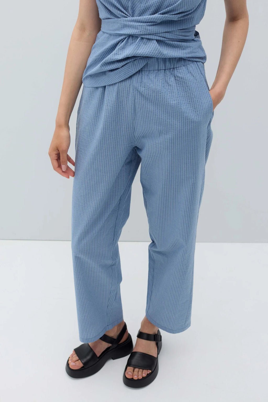 Kampa pants blue stripes