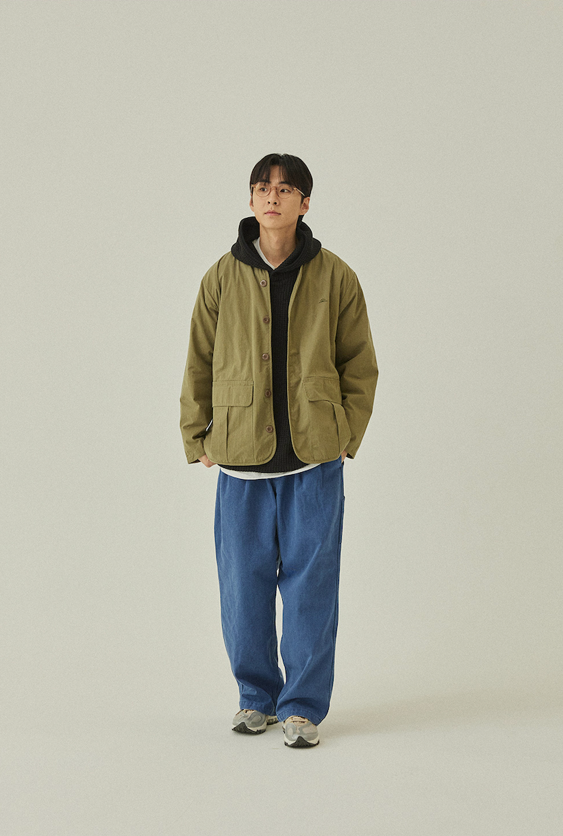 Reversible utility round jacket khaki