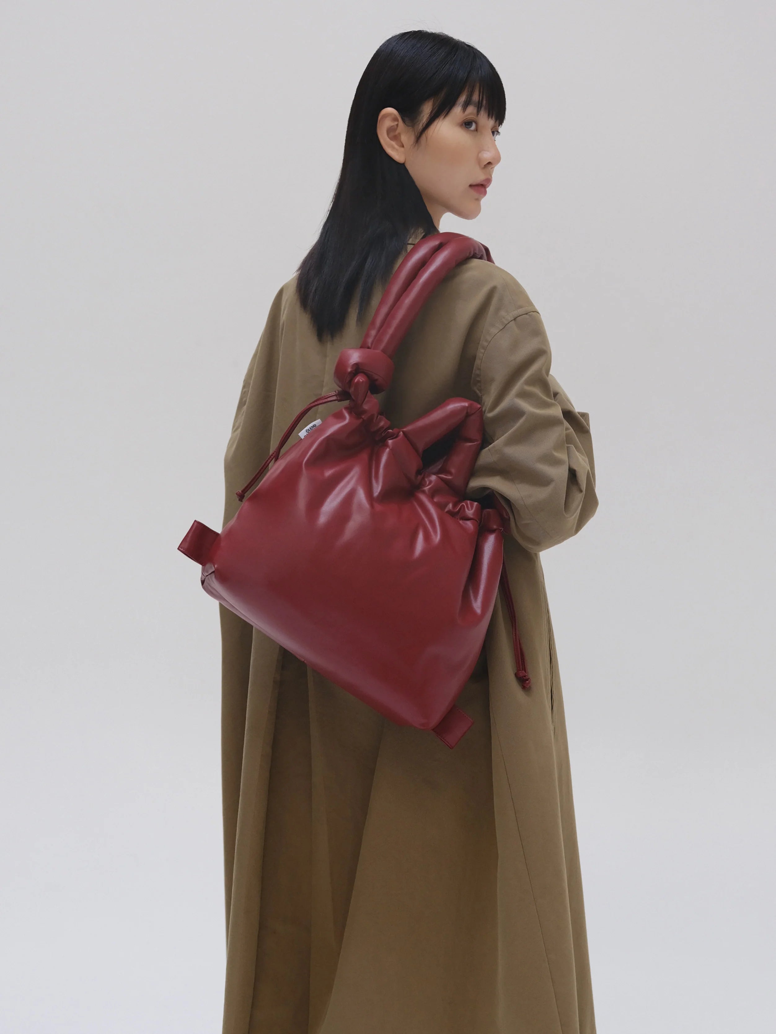 Ona bag vegan leather cherry red