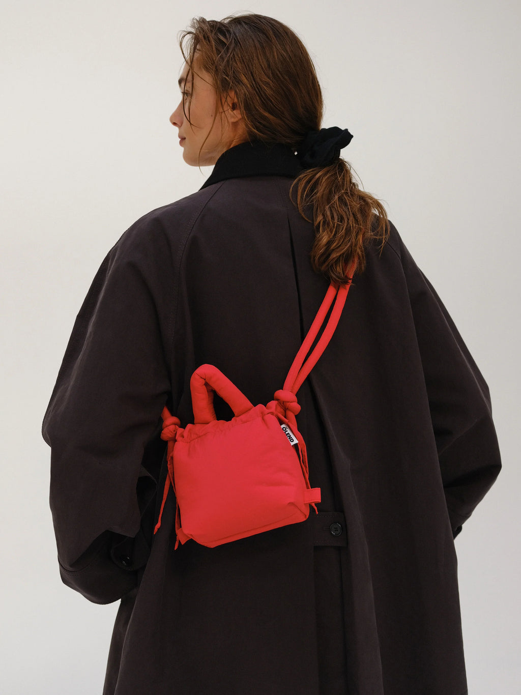Micro ona soft bag red