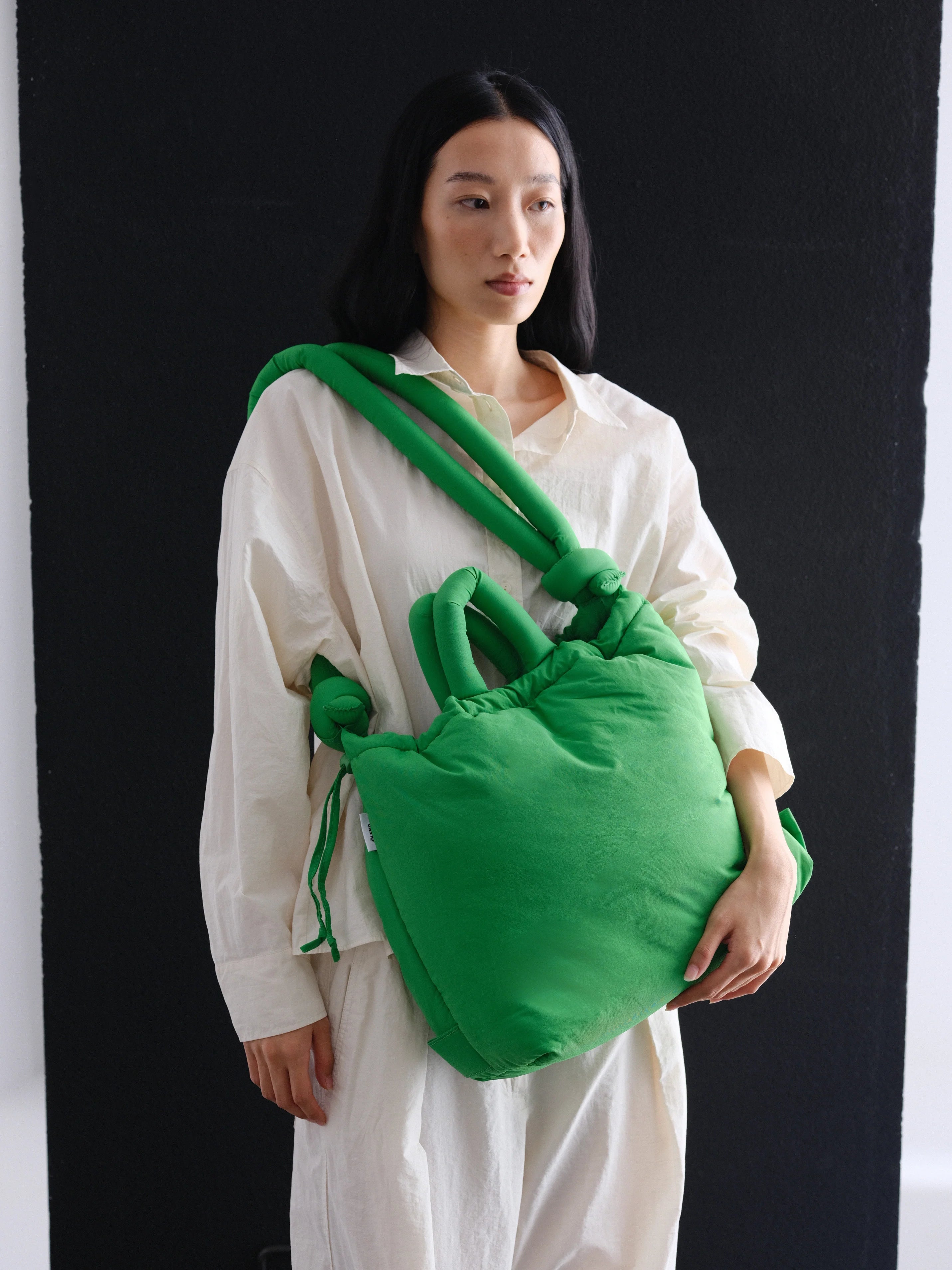 Ona soft bag green