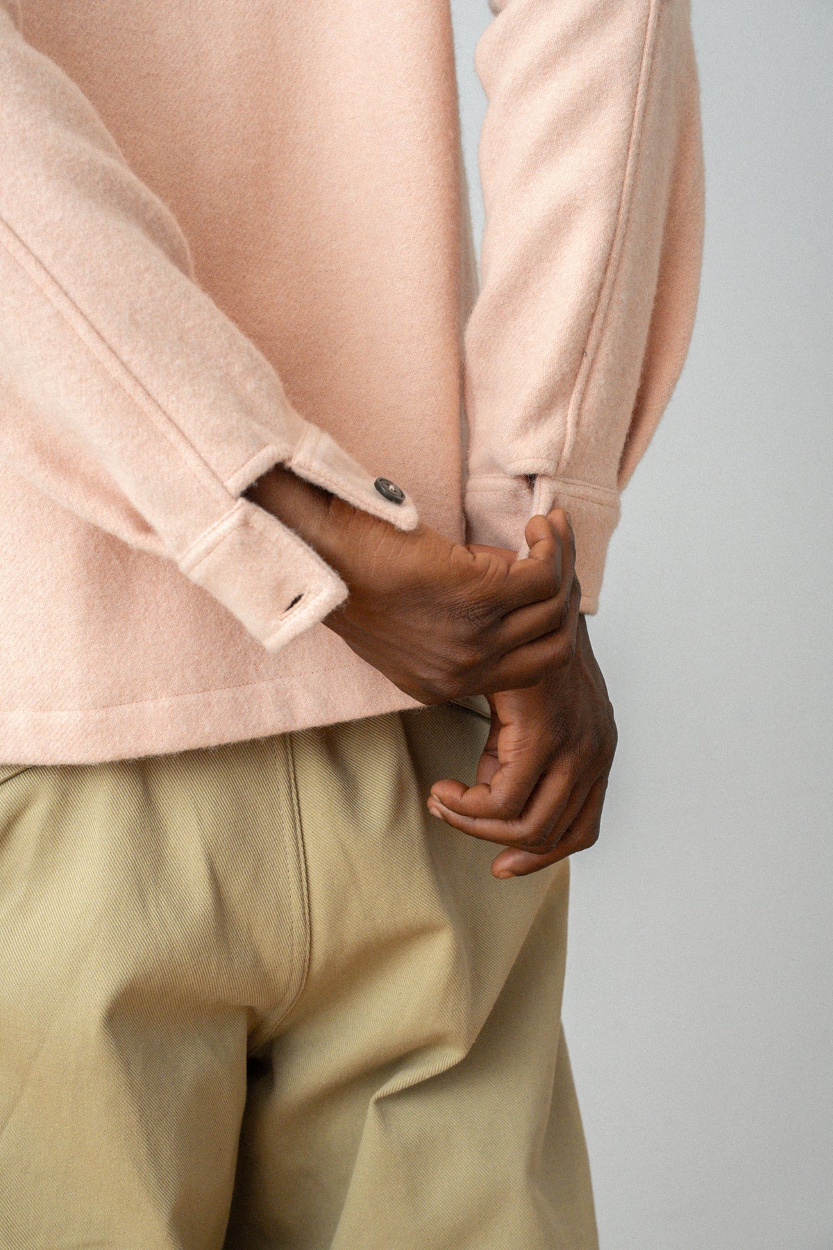 Surchemise epure en laine rose pale