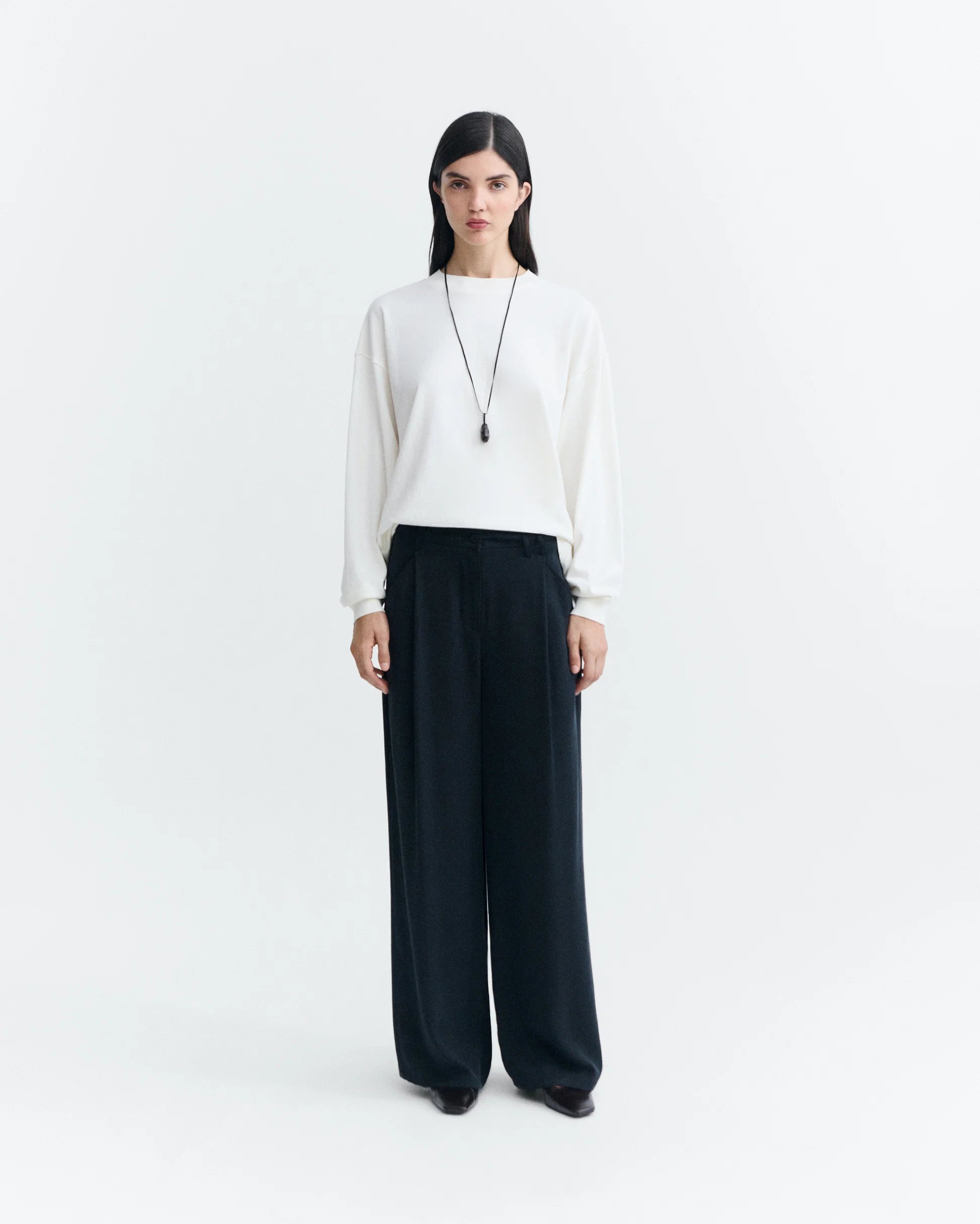 Black molly pants