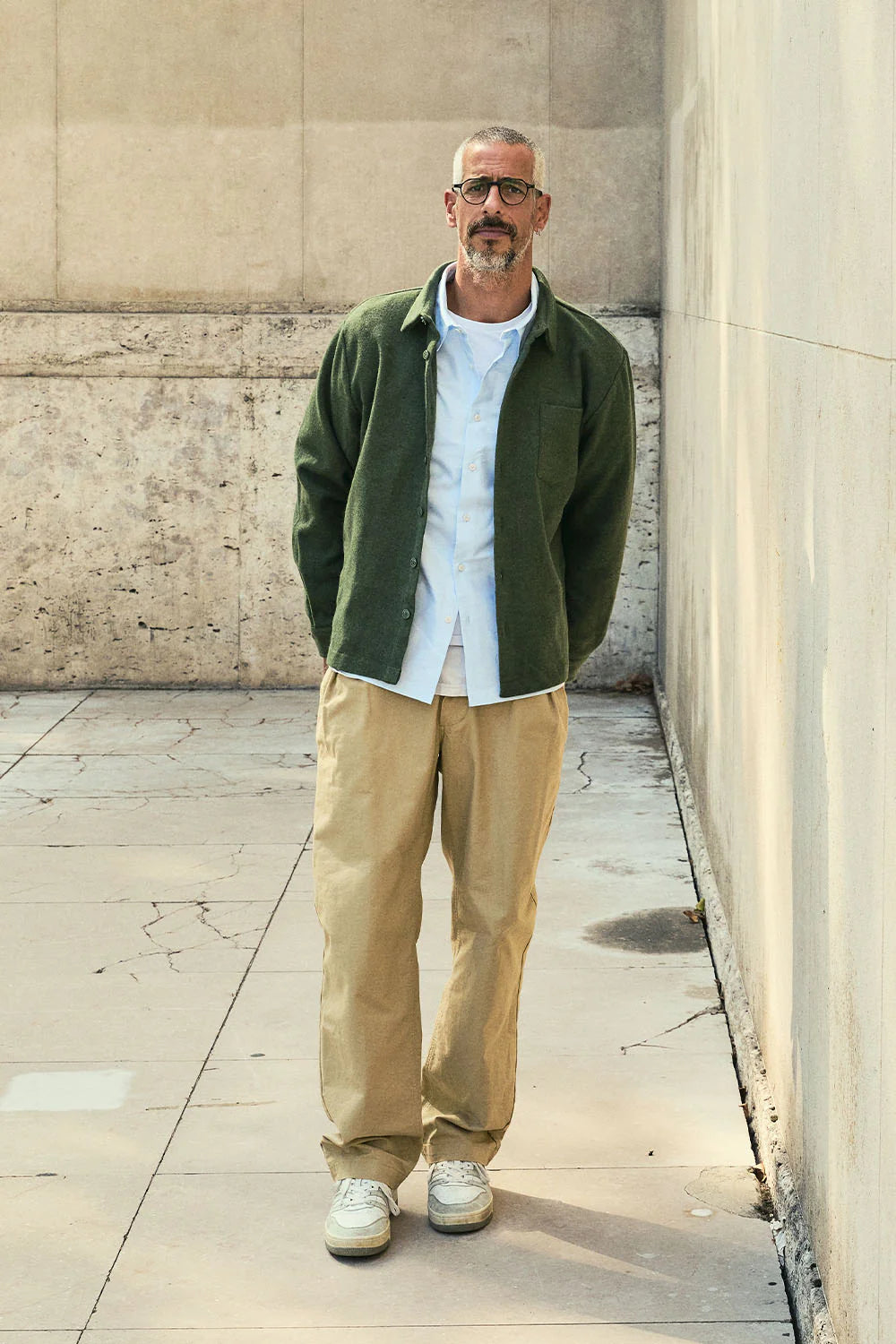 Surchemise en laine epure khaki unie