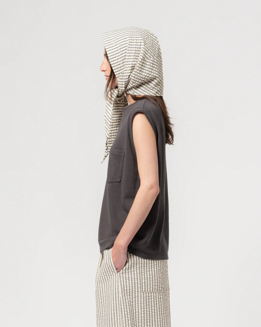 Jackie scarf iron off white